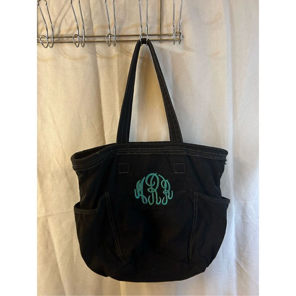31 Thirty-one metro retro tote black hook monogram‎ 17"x18"